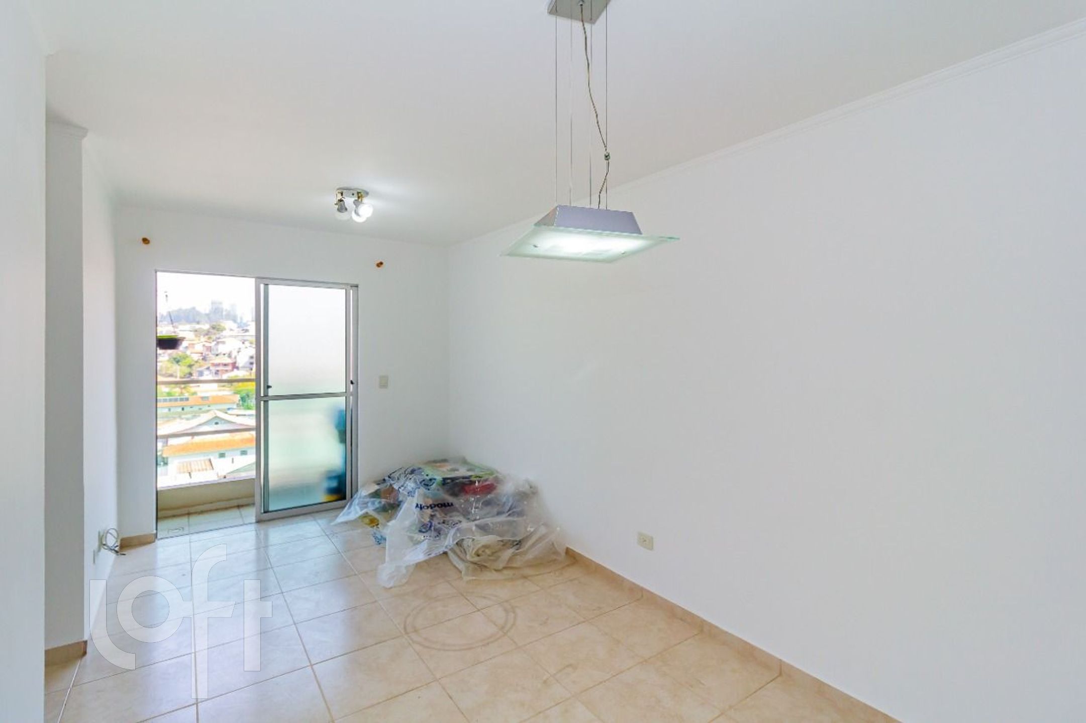 Apartamento à venda com 3 quartos, 62m² - Foto 2