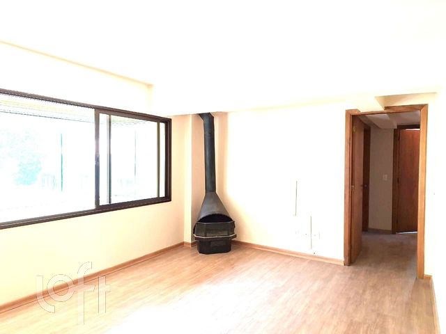 Apartamento com 144m², 3 dormitórios, 1 suíte, 1 vaga, Bela Vista em Porto Alegre