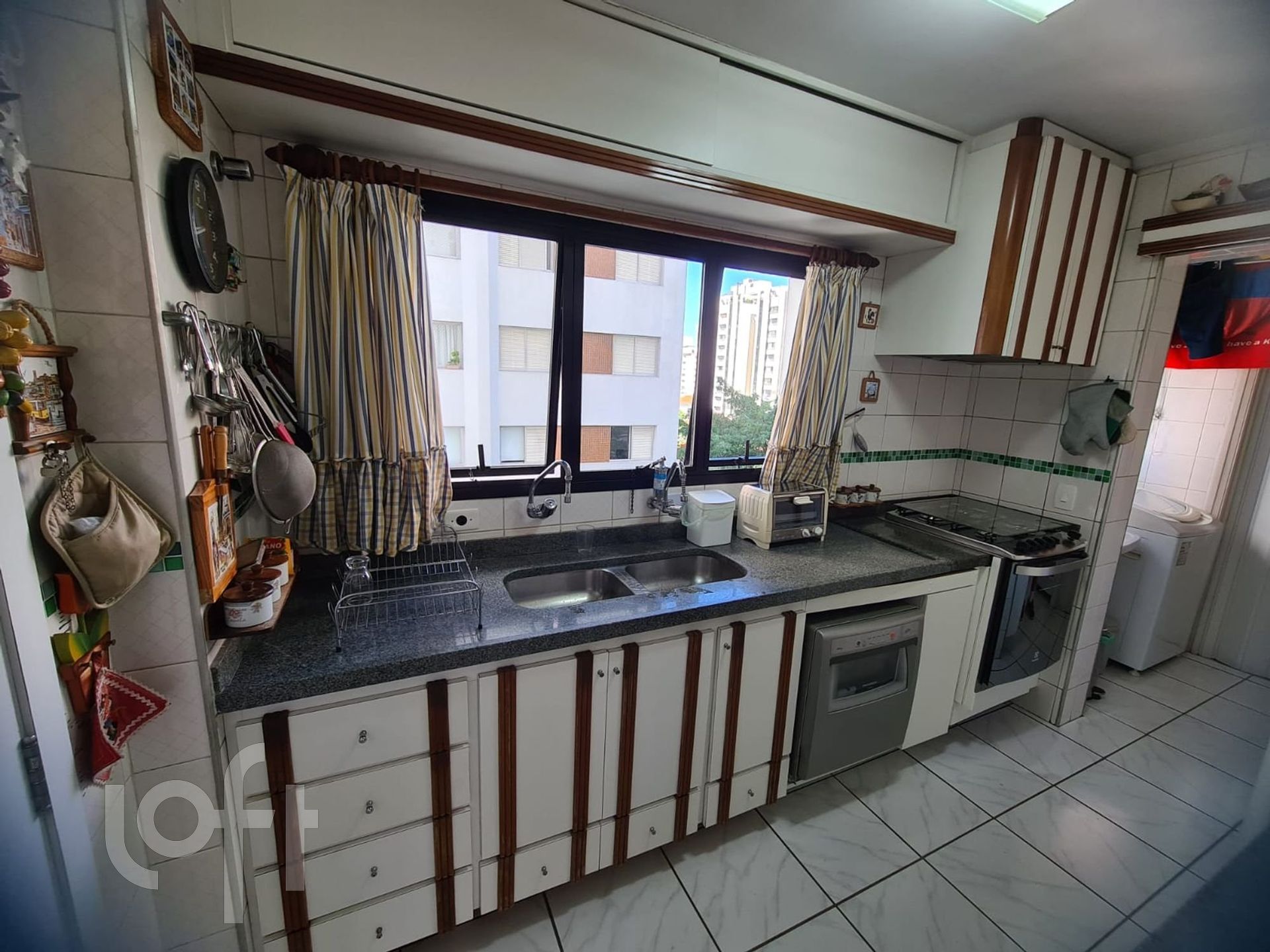 Apartamento à venda com 3 quartos, 125m² - Foto 17