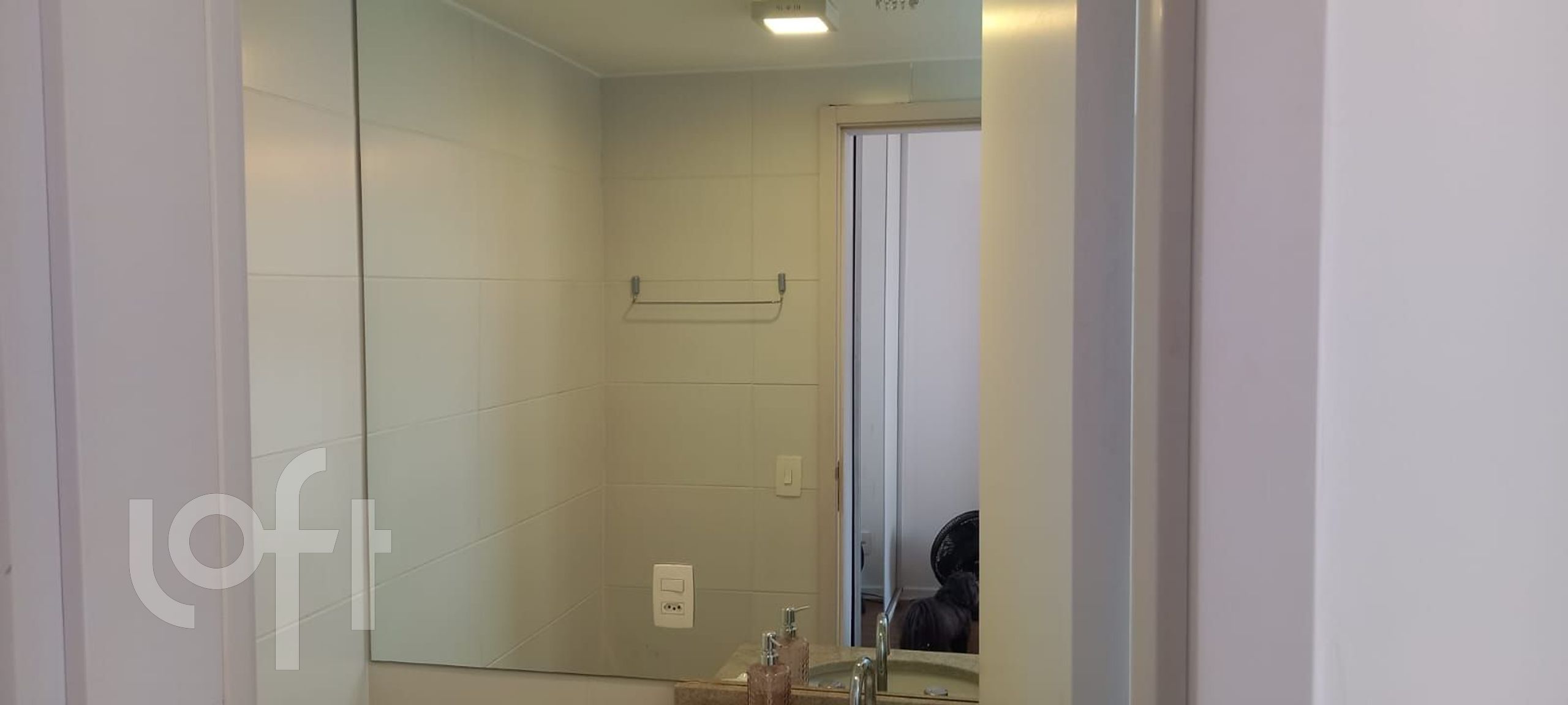 Apartamento à venda com 2 quartos, 68m² - Foto 21