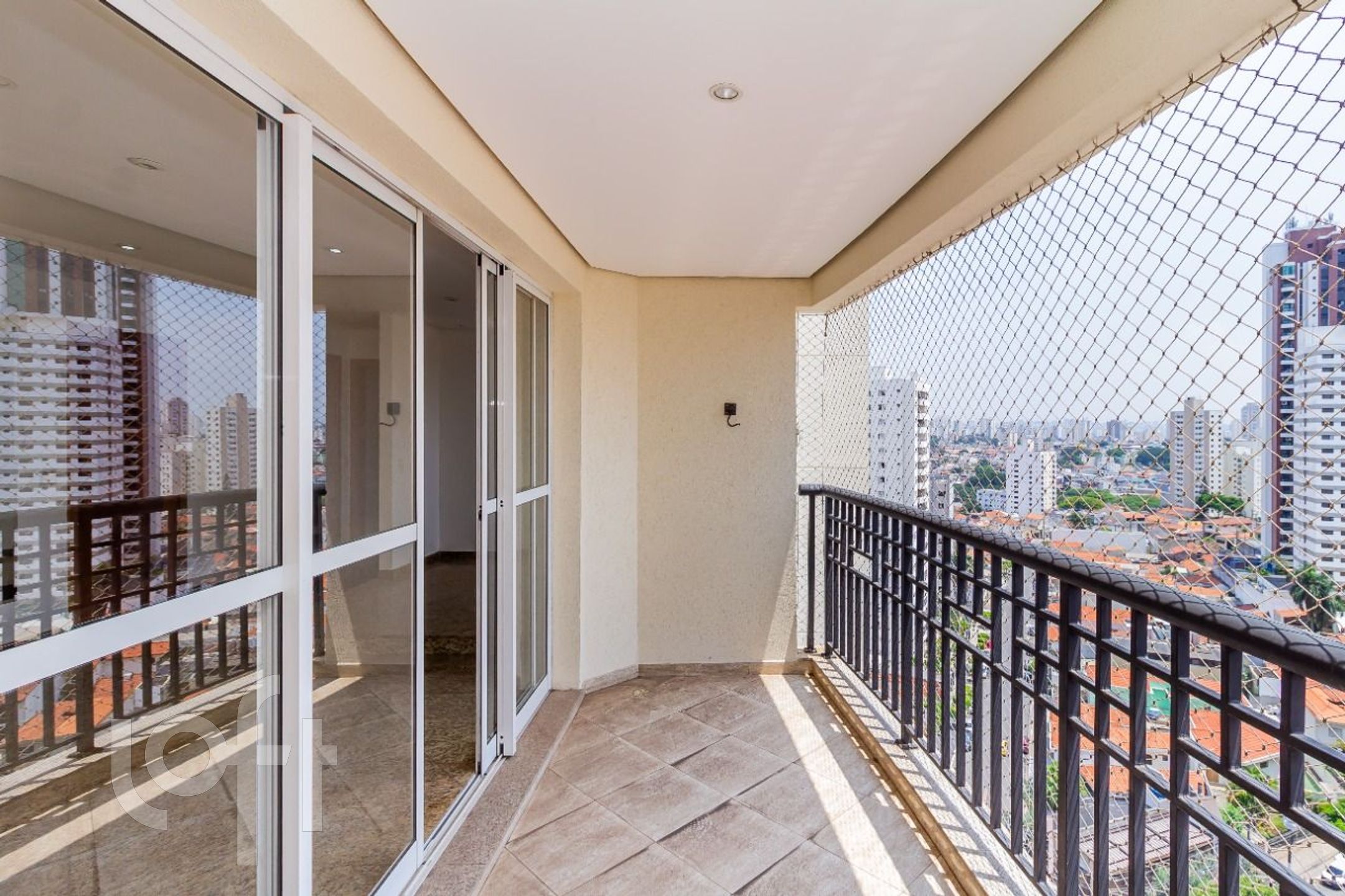 Apartamento à venda com 3 quartos, 143m² - Foto 16