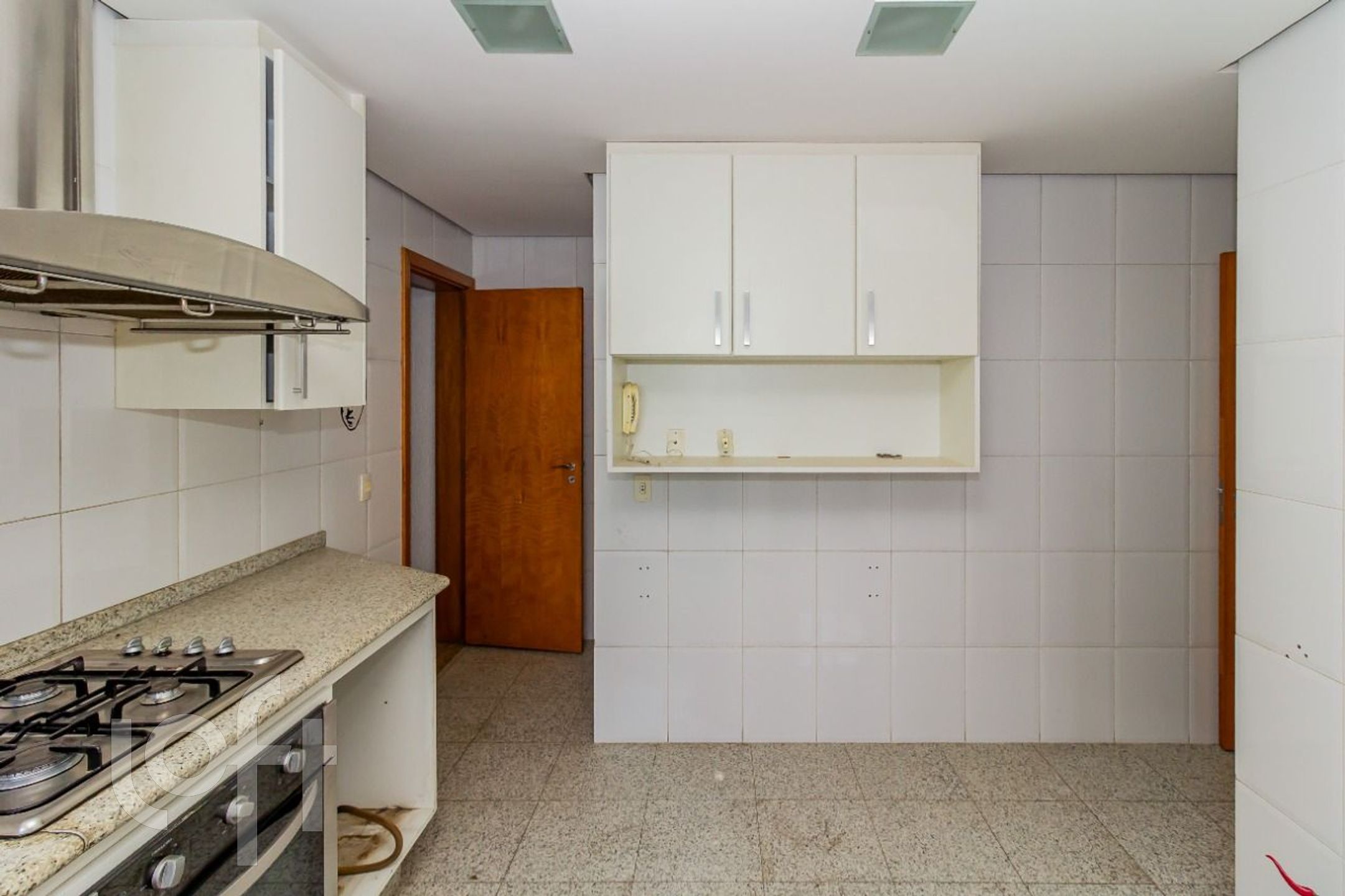 Apartamento à venda com 3 quartos, 143m² - Foto 21