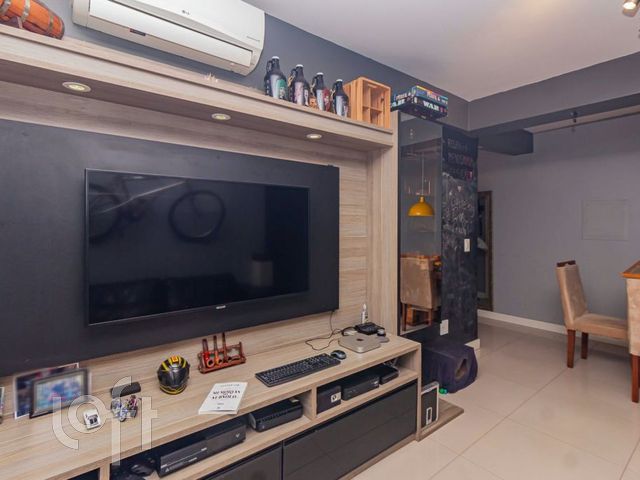 Apartamento com 63m², 2 dormitórios, 2 vagas, Cristo Redentor em Porto Alegre