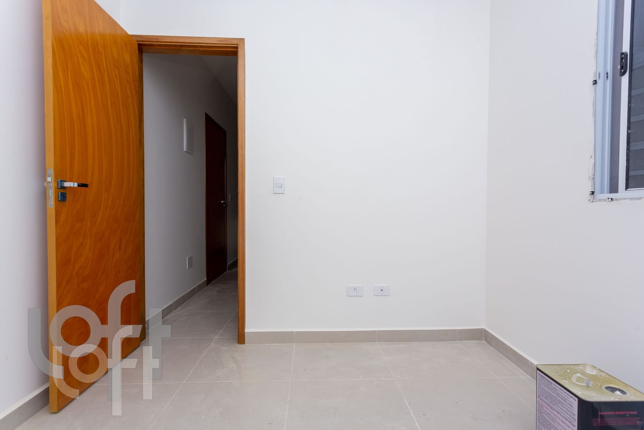 Apartamento à venda com 1 quarto, 28m² - Foto 2