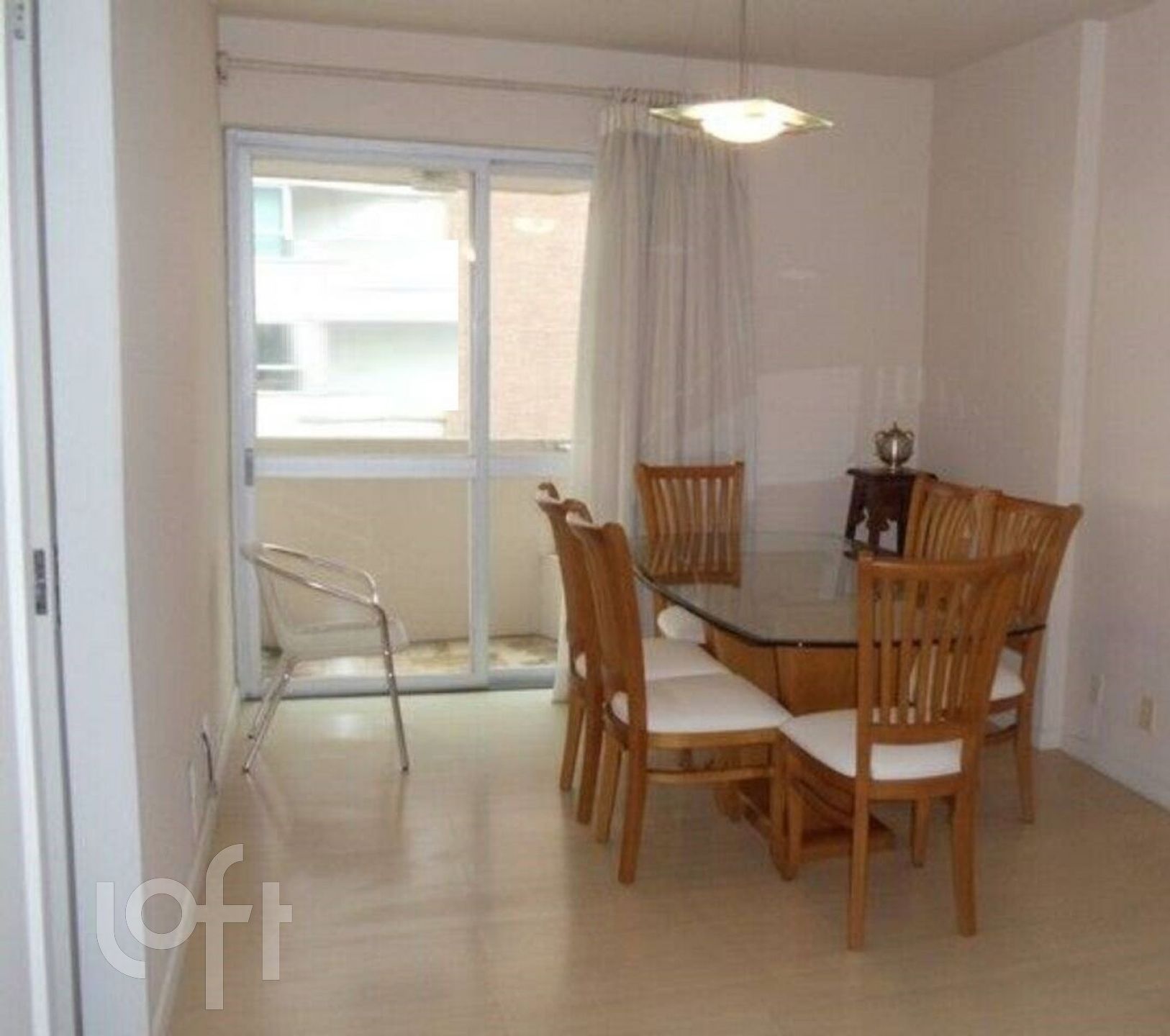 Apartamentos com 104m², 3 quartos, 1 suíte, 1 garagem, no bairro Agronômica em Florianópolis