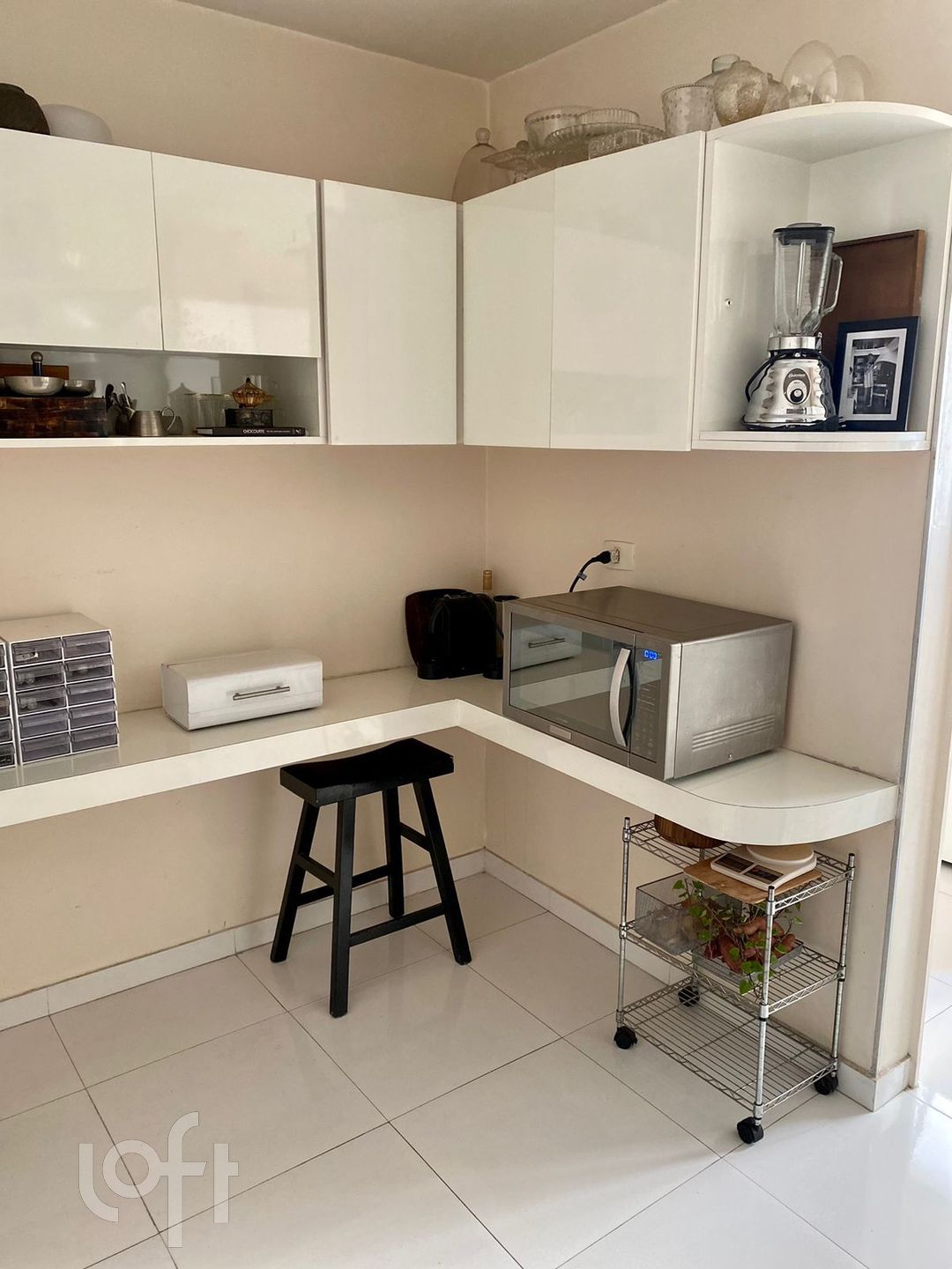 Apartamento à venda com 2 quartos, 75m² - Foto 4