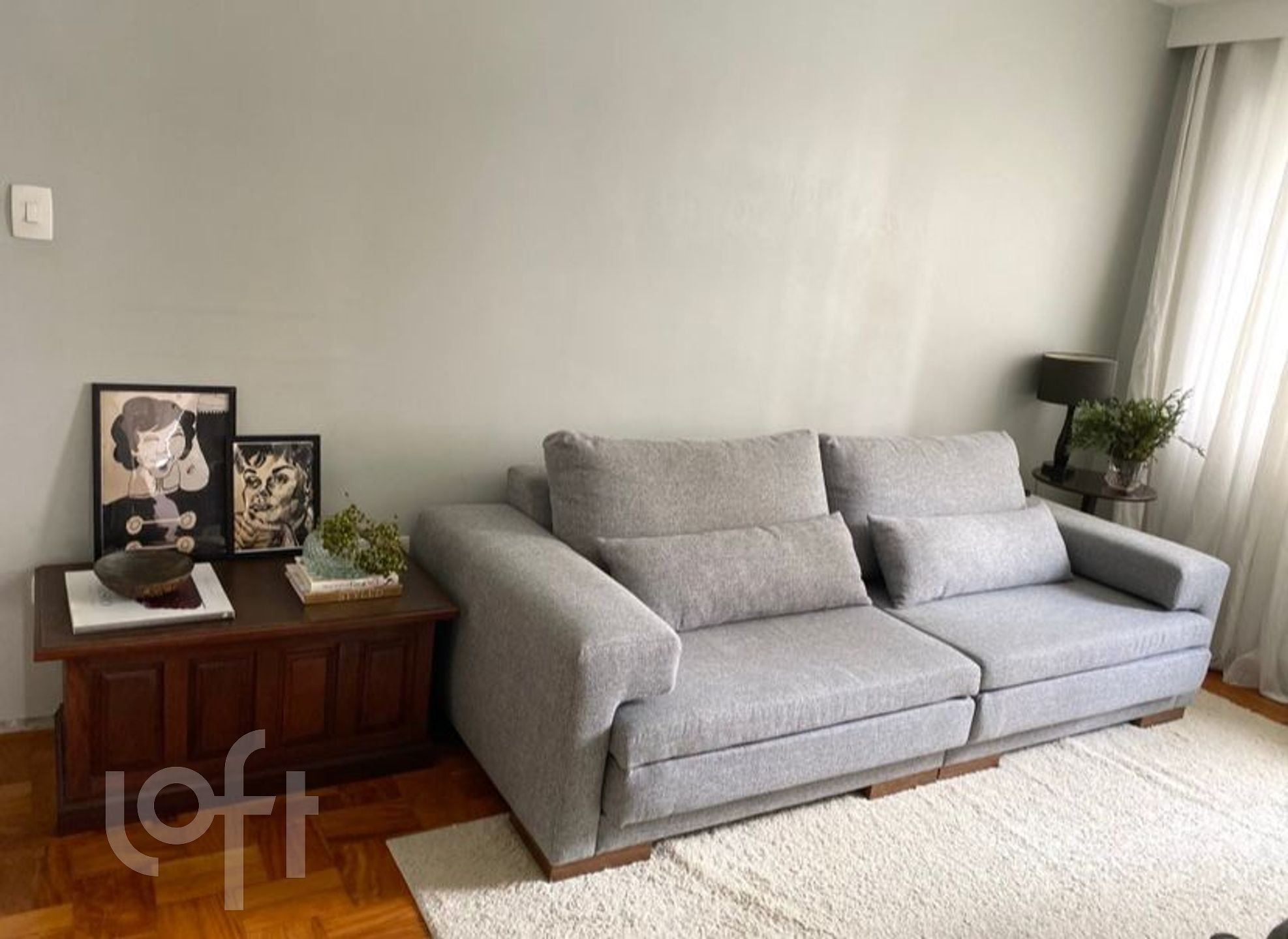 Apartamento à venda com 2 quartos, 75m² - Foto 2