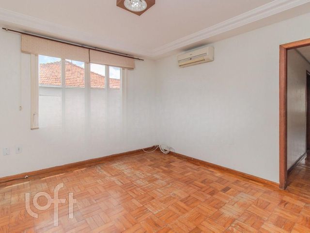 Apartamento com 92m², 3 dormitórios, 1 suíte, Menino Deus em Porto Alegre
