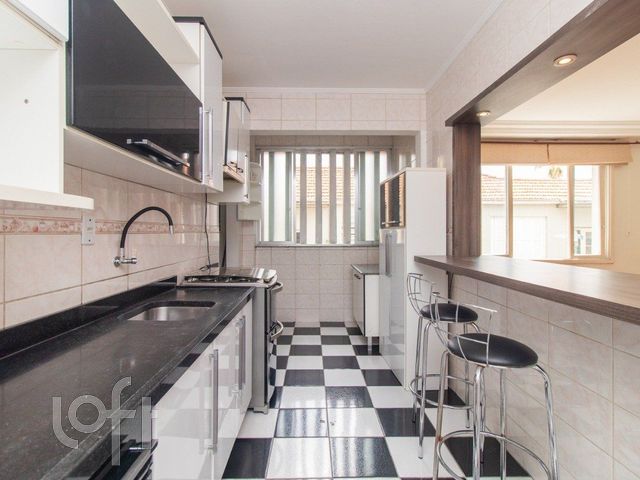 Apartamento com 92m², 3 dormitórios, 1 suíte, Menino Deus em Porto Alegre