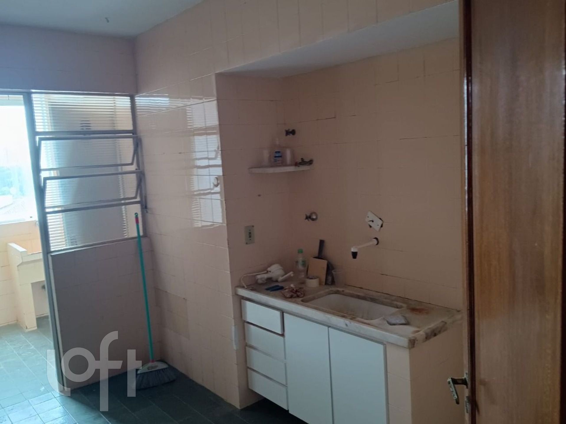 Apartamento à venda com 2 quartos, 88m² - Foto 3