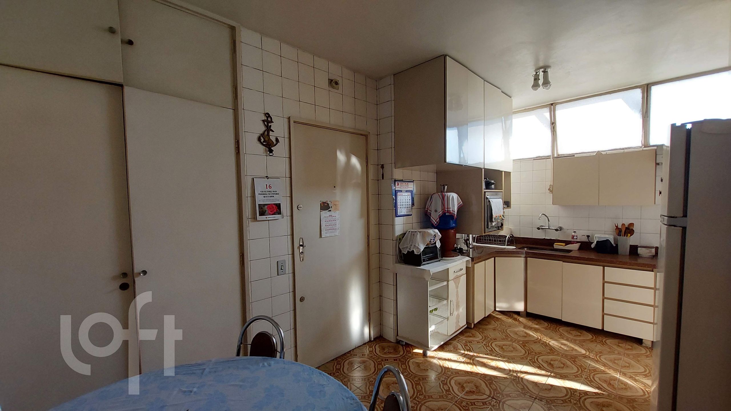 Apartamento à venda com 3 quartos, 155m² - Foto 7