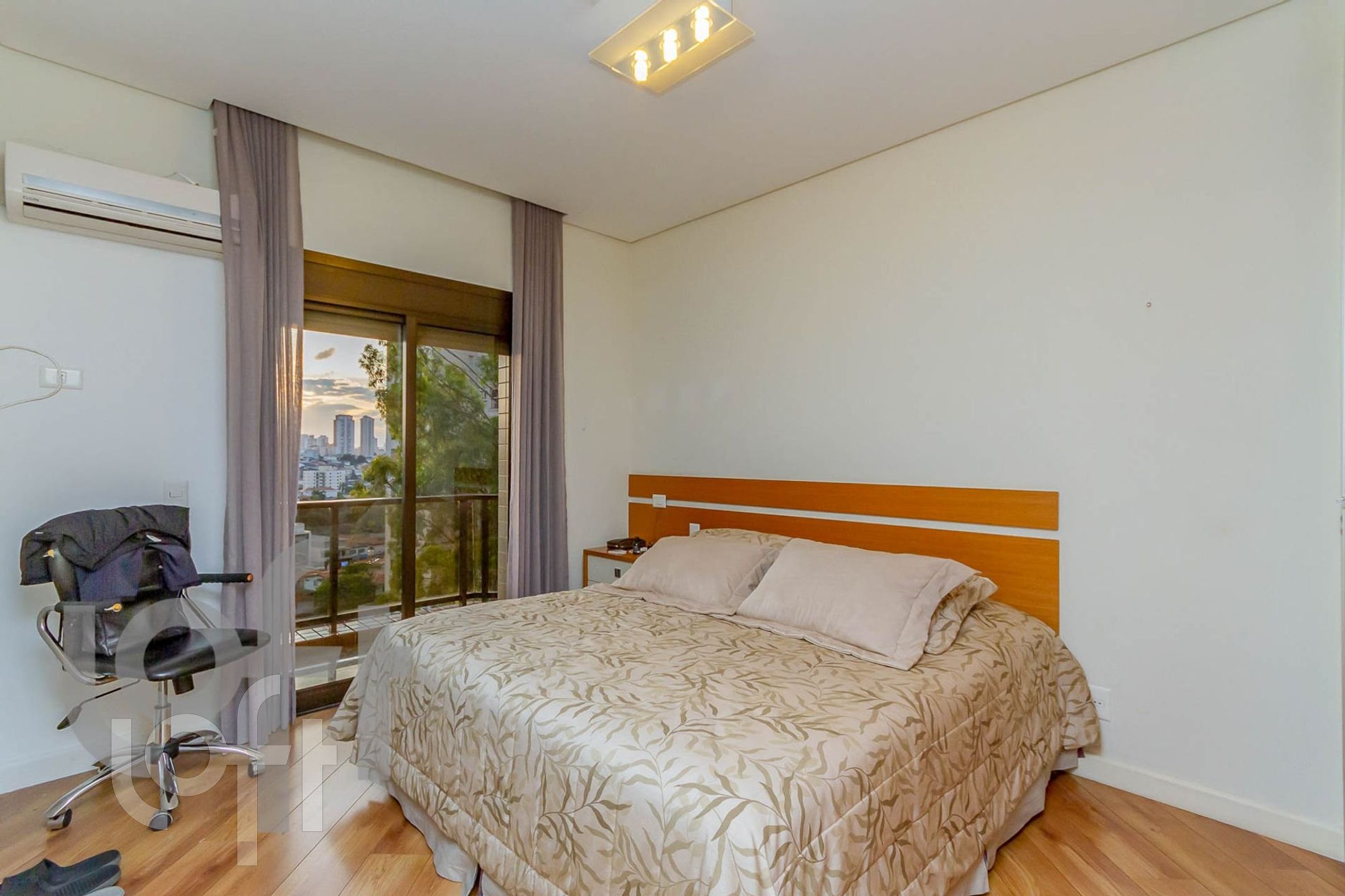 Apartamento à venda com 4 quartos, 320m² - Foto 19