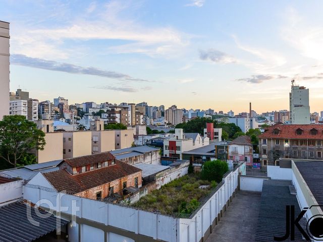 Apartamento com 77m², 2 dormitórios, 1 vaga, Floresta em Porto Alegre