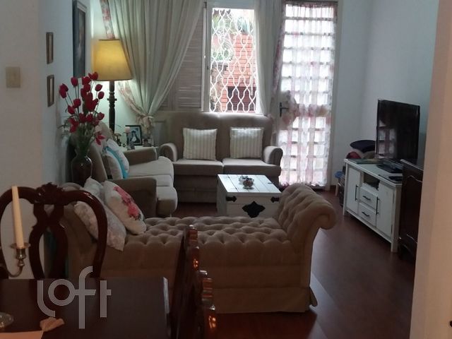 Apartamento com 78m², 2 dormitórios, 1 suíte, Três Figueiras em Porto Alegre