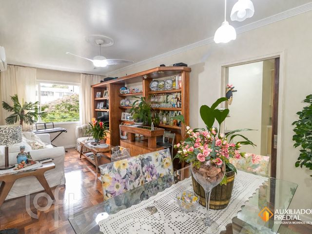 Apartamento com 87m², 2 dormitórios, Menino Deus em Porto Alegre