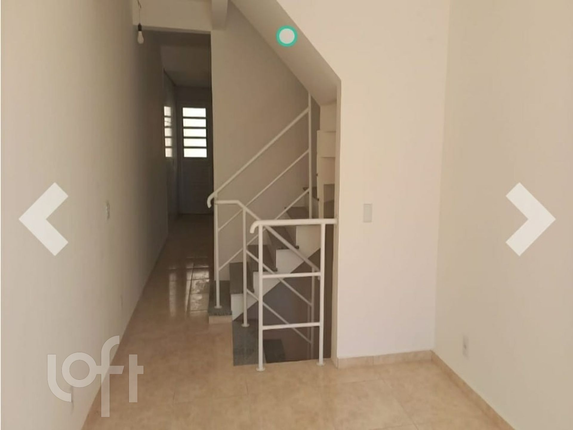 Casa à venda com 3 quartos, 90m² - Foto 2