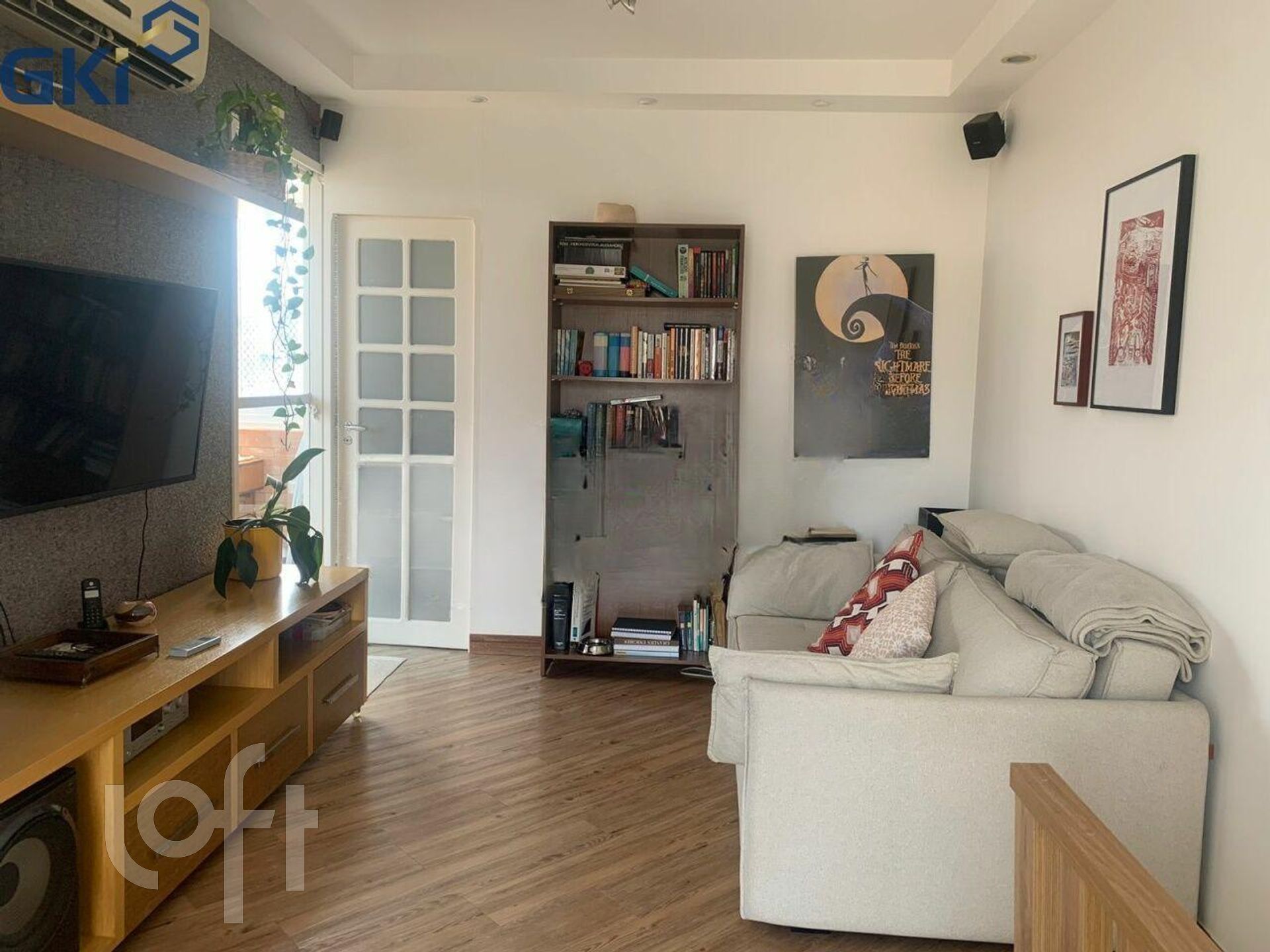 Apartamento à venda com 3 quartos, 133m² - Foto 2