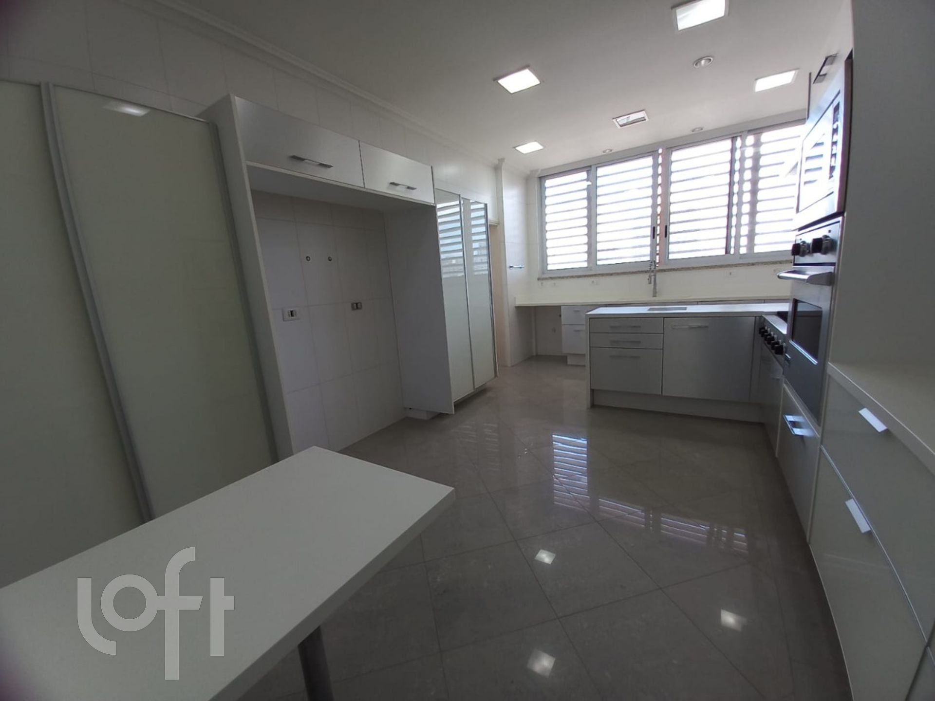 Apartamento à venda com 4 quartos, 426m² - Foto 14