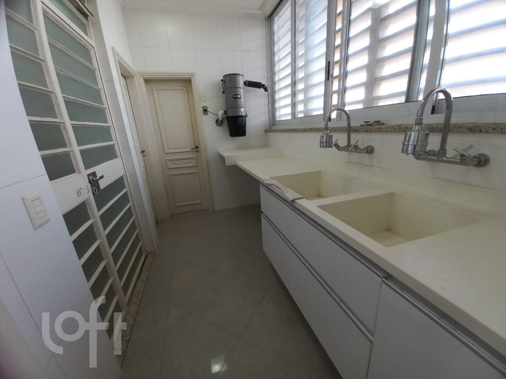 Apartamento à venda com 4 quartos, 426m² - Foto 17