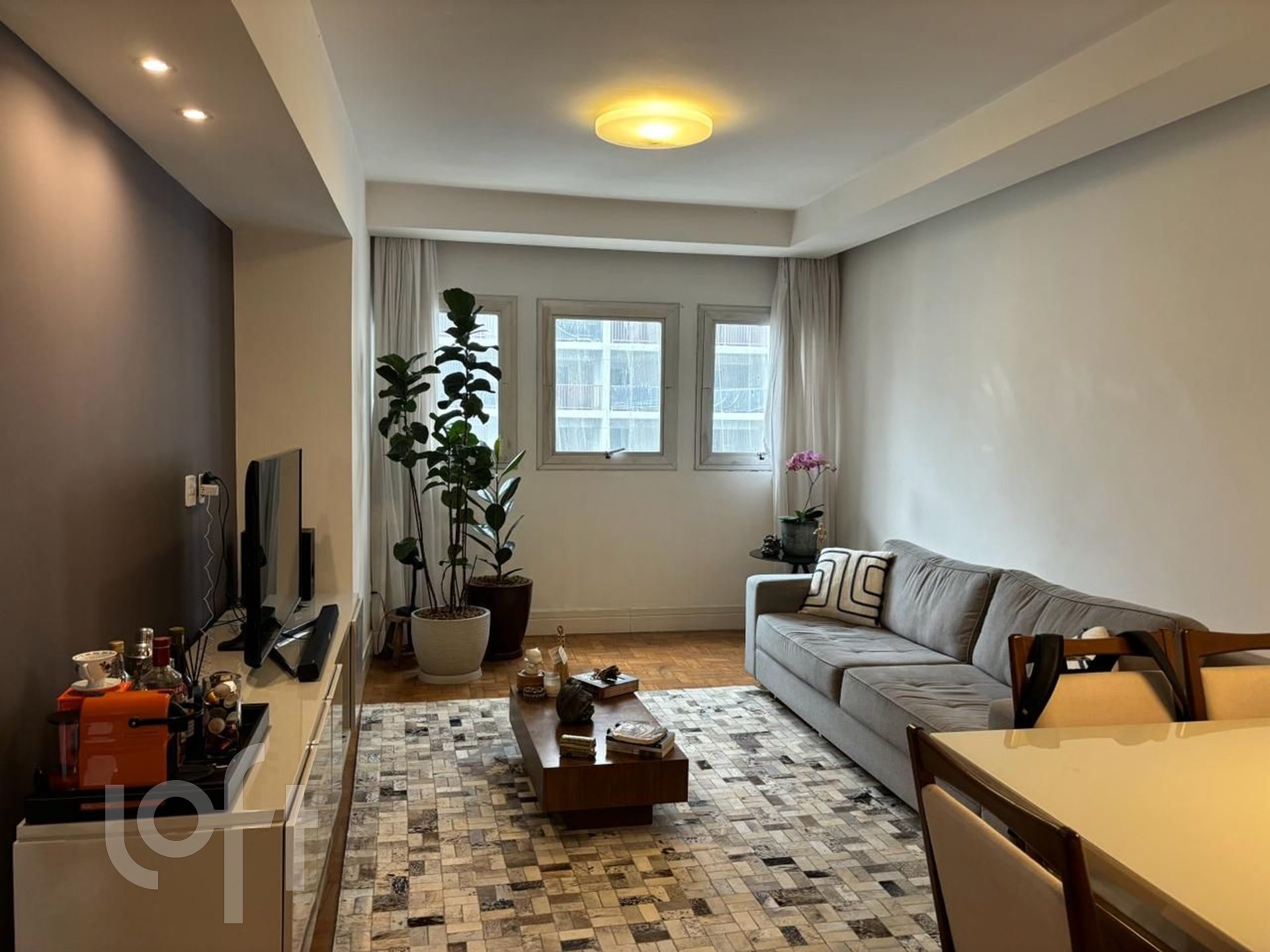 Apartamento à venda com 3 quartos, 98m² - Foto 2