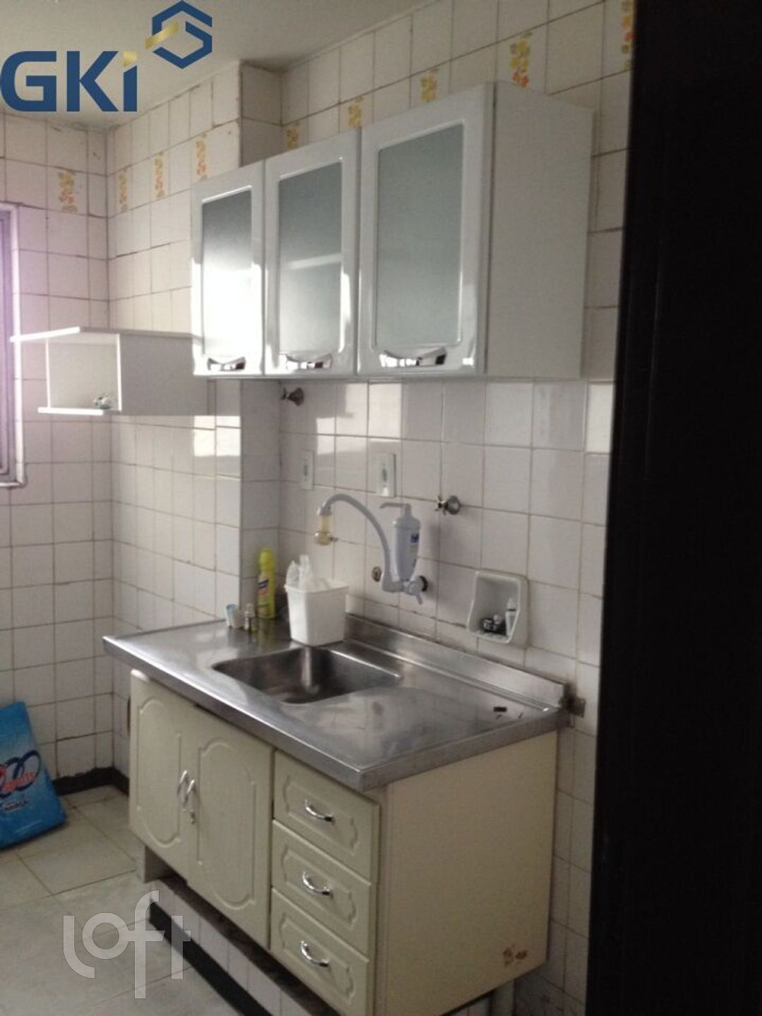 Apartamento à venda com 1 quarto, 60m² - Foto 17