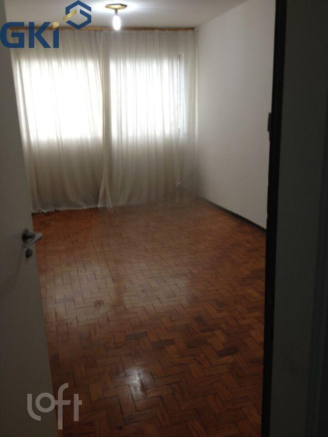 Apartamento à venda com 1 quarto, 60m² - Foto 2