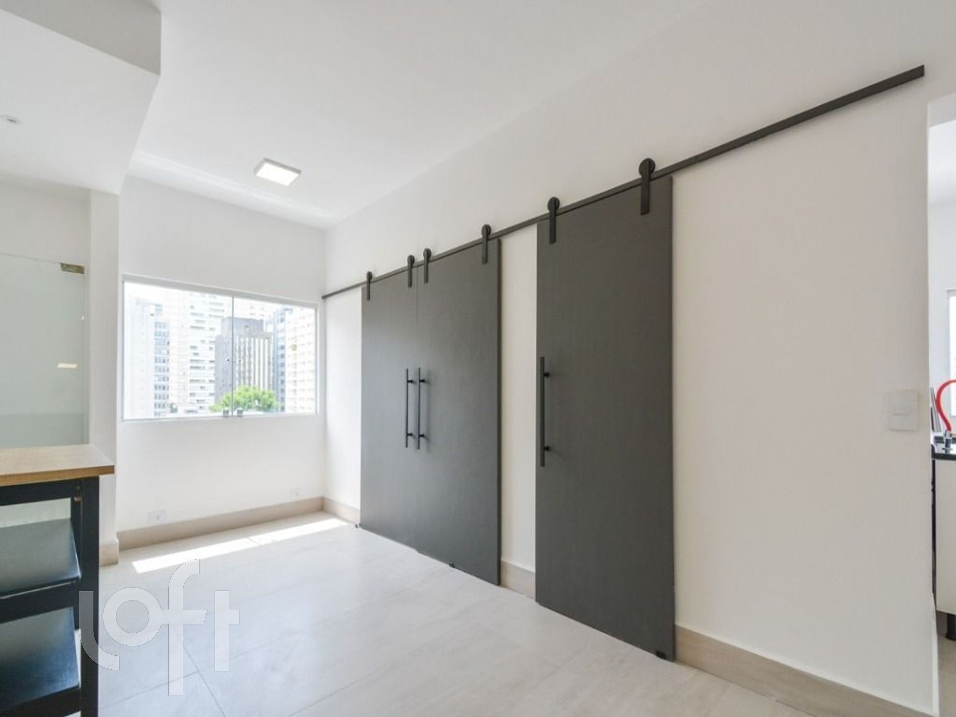 Apartamento à venda com 2 quartos, 75m² - Foto 22