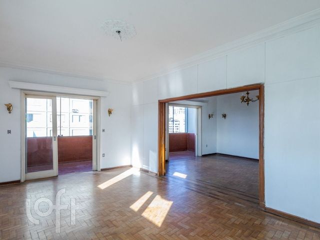 Apartamento com 238m², 3 dormitórios, 1 suíte, 1 vaga, Floresta em Porto Alegre