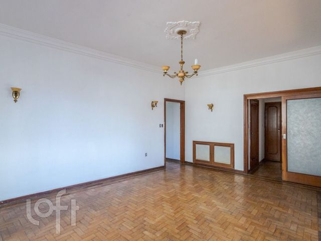Apartamento com 238m², 3 dormitórios, 1 suíte, 1 vaga, Floresta em Porto Alegre