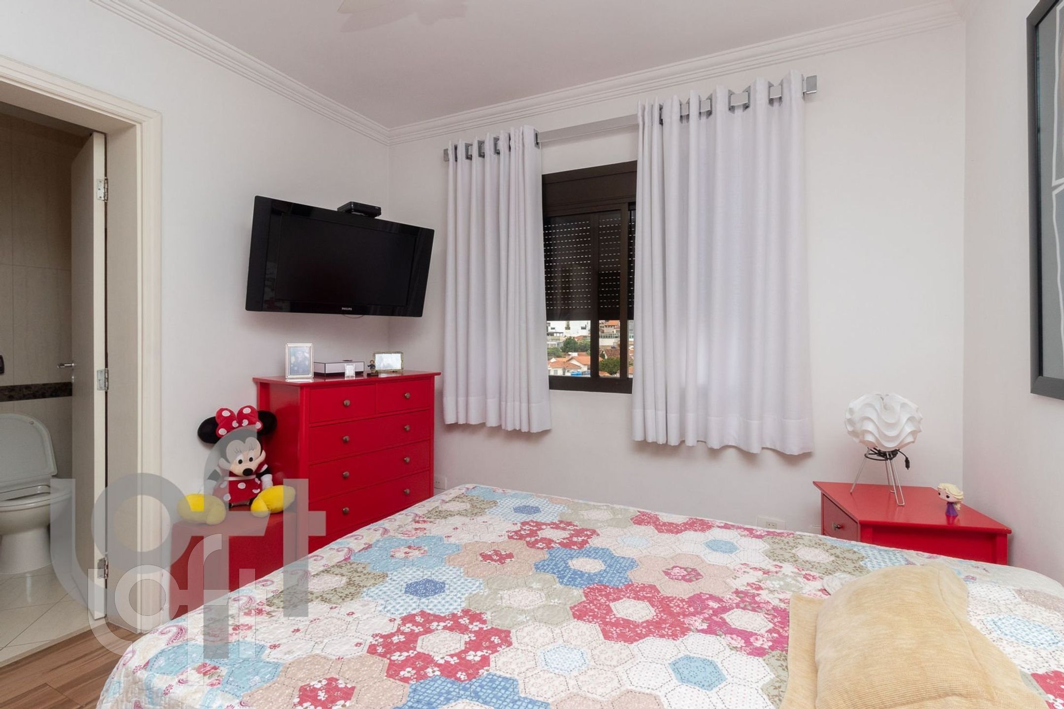 Apartamento à venda com 3 quartos, 205m² - Foto 3