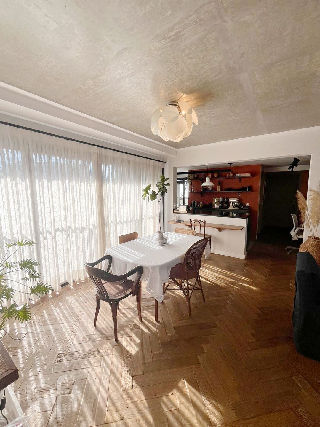 Apartamento à venda com 3 quartos, 125m² - Foto 1