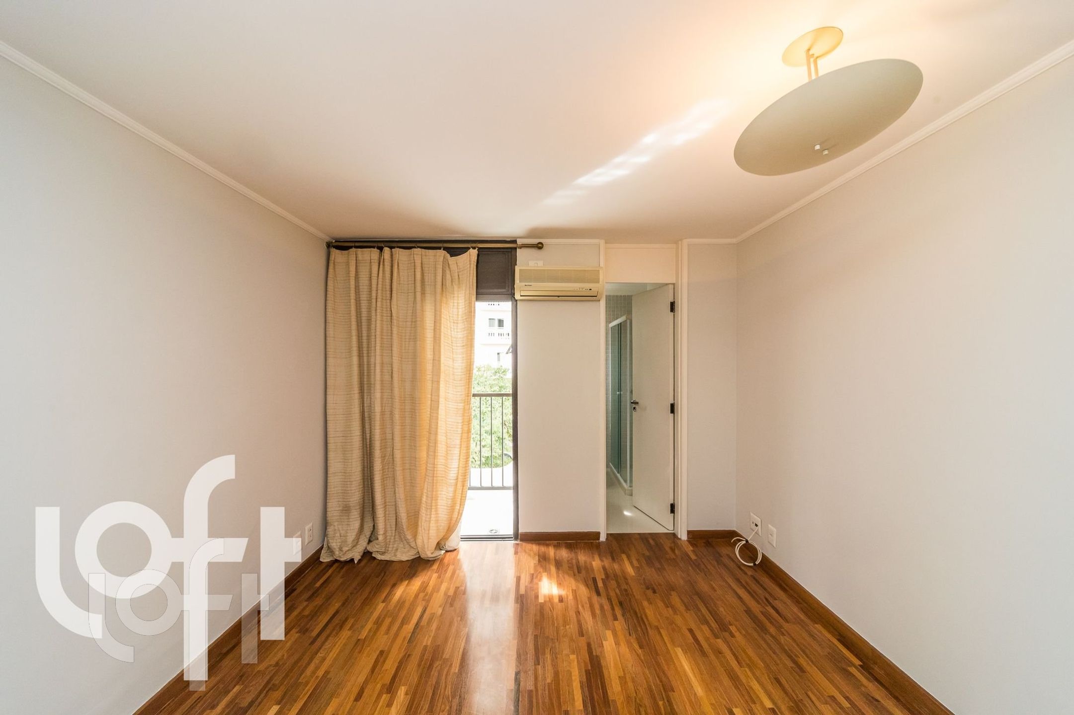 Apartamento à venda com 4 quartos, 240m² - Foto 14