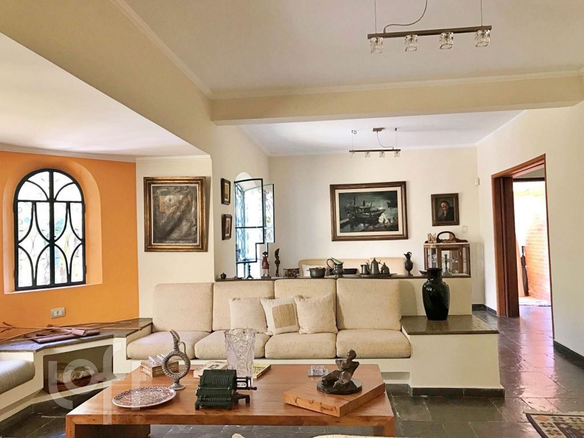 Casa à venda com 4 quartos, 450m² - Foto 2