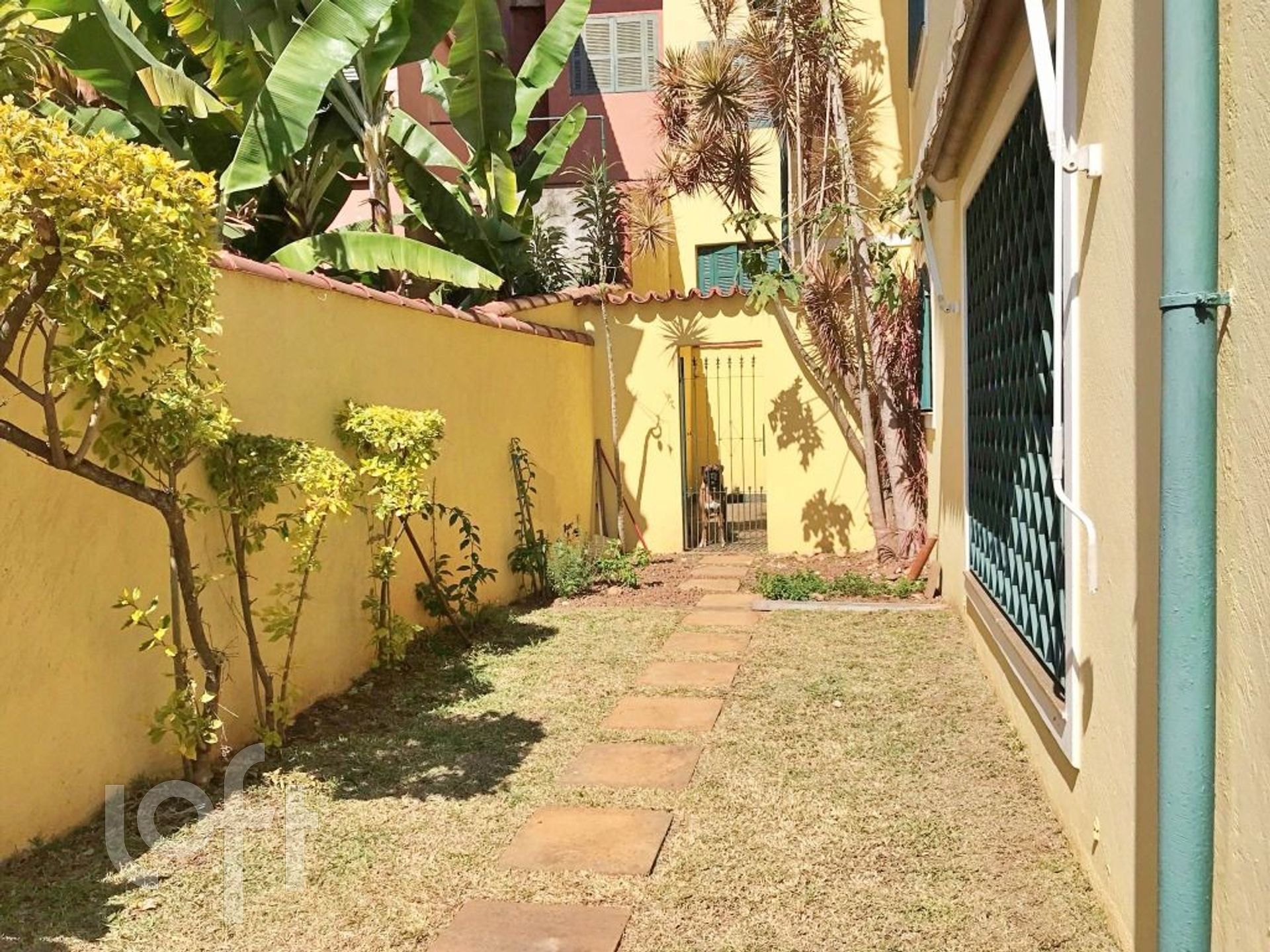 Casa à venda com 4 quartos, 450m² - Foto 10