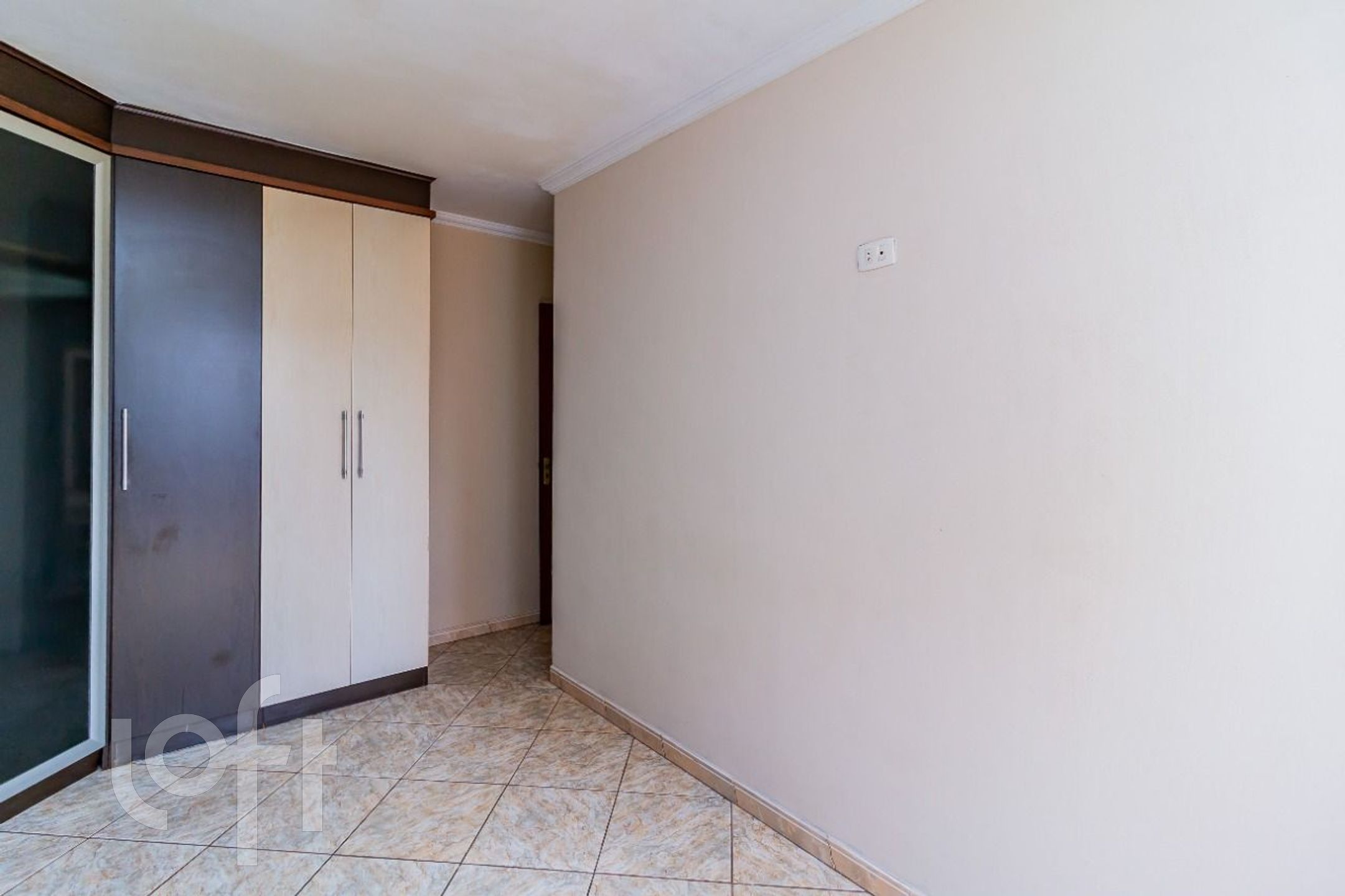 Apartamento à venda com 2 quartos, 62m² - Foto 17