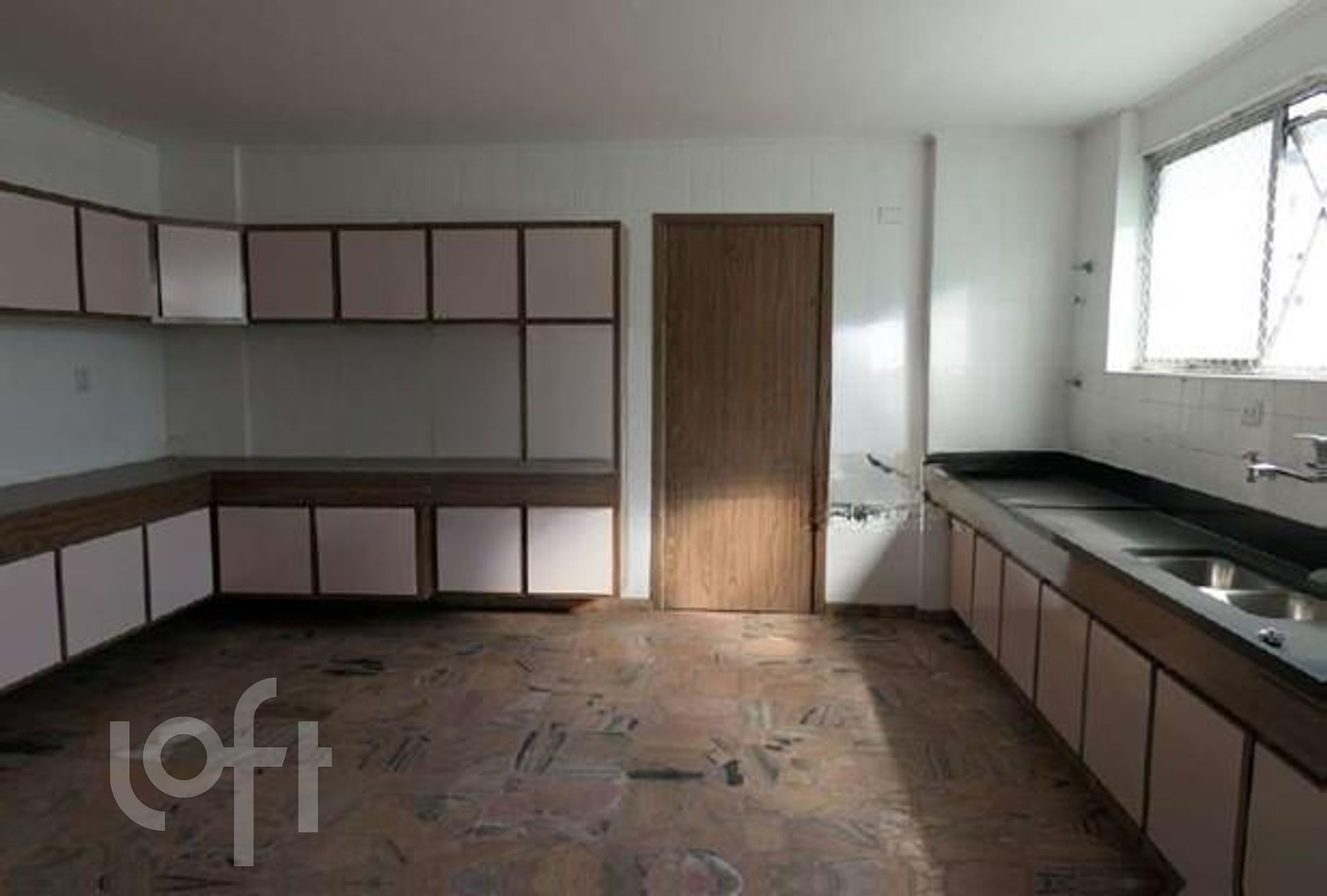 Apartamento à venda com 3 quartos, 183m² - Foto 16