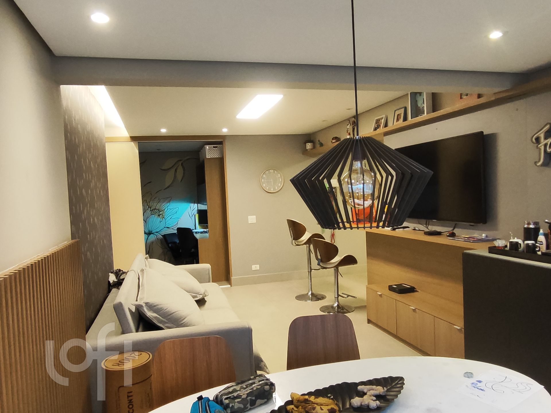 Apartamento à venda com 2 quartos, 77m² - Foto 2