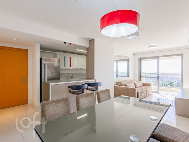 Apartamento com 85m², 2 dormitórios, 1 suíte, 1 vaga, Três Figueiras em Porto Alegre