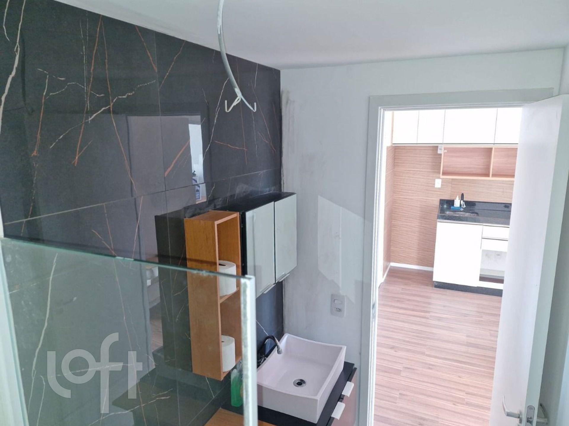 Apartamento à venda com 2 quartos, 33m² - Foto 2