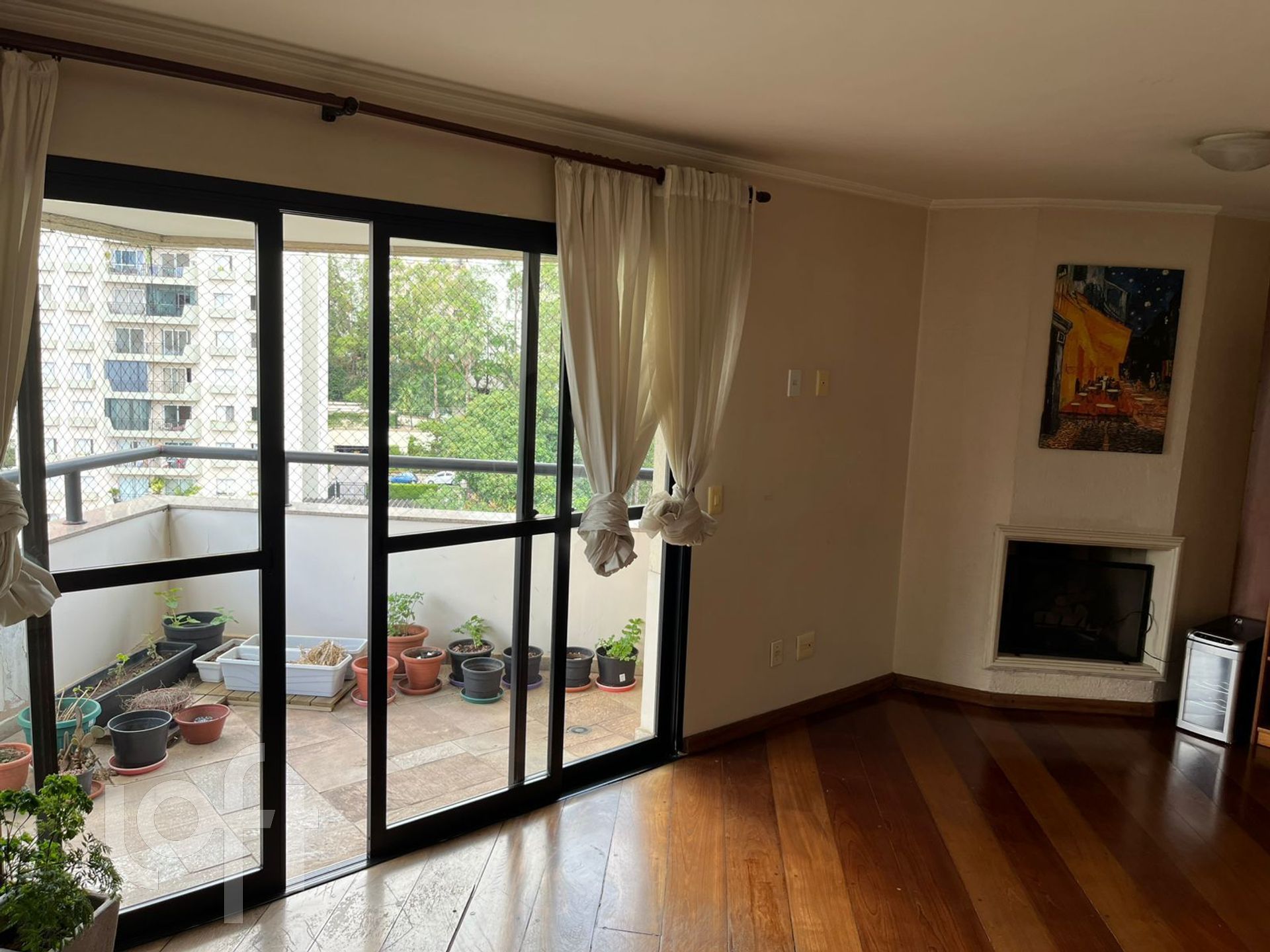 Apartamento à venda com 3 quartos, 130m² - Foto 3