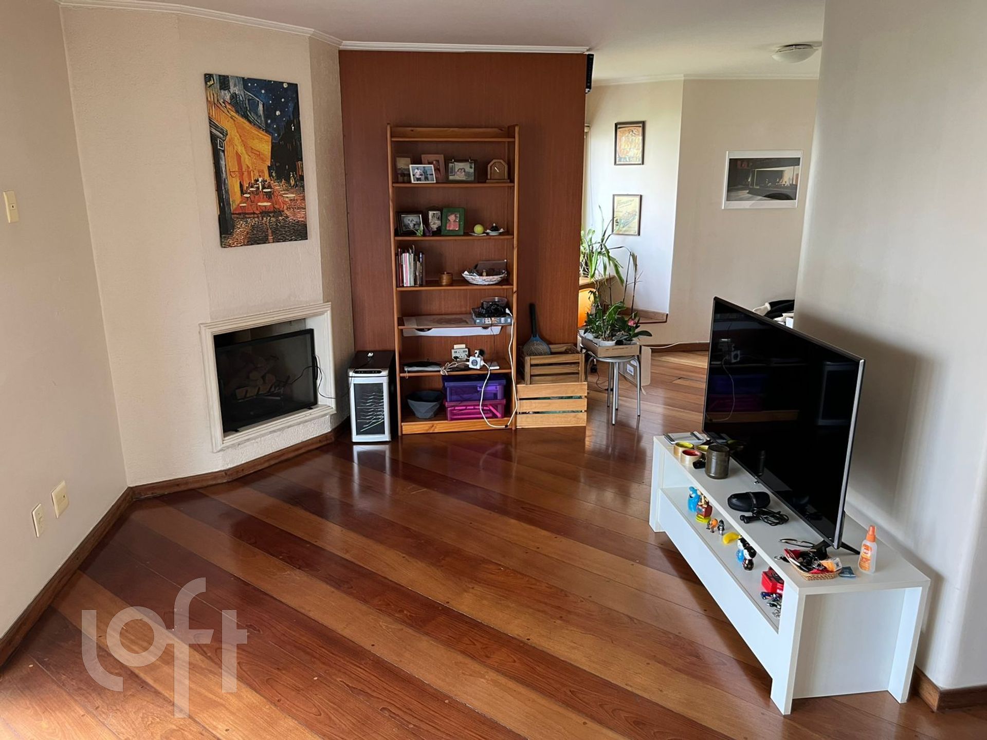 Apartamento à venda com 3 quartos, 130m² - Foto 1