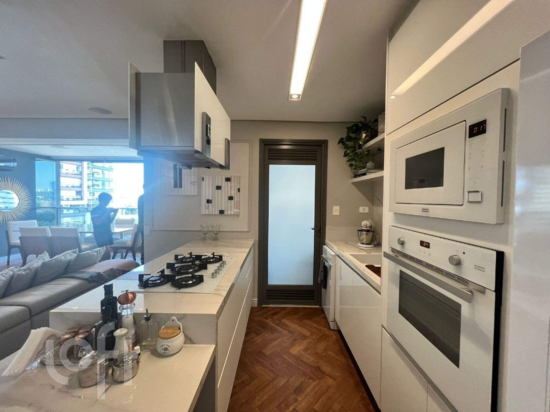 Apartamento à venda com 3 quartos, 120m² - Foto 1