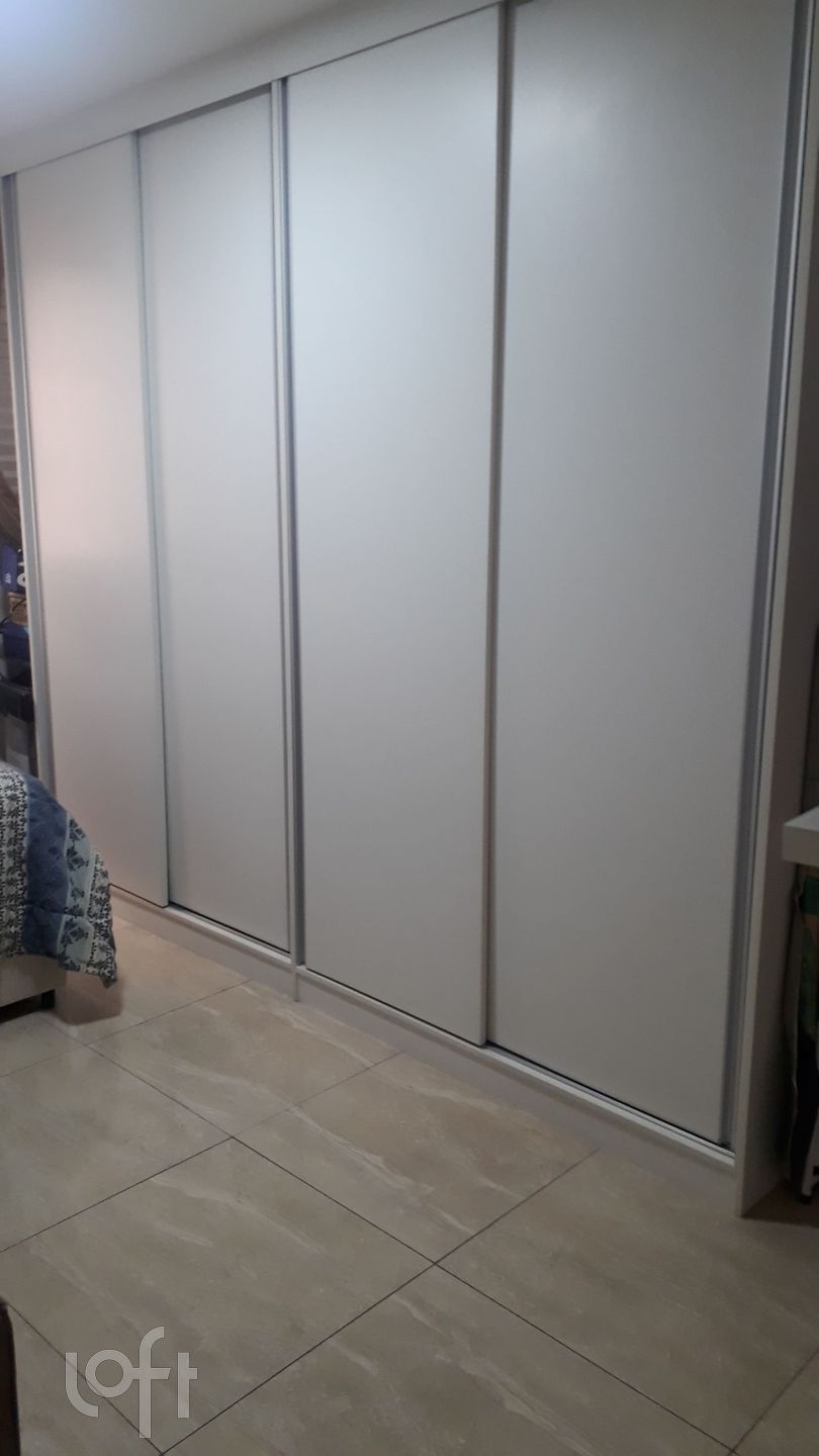 Apartamento à venda com 1 quarto, 41m² - Foto 2