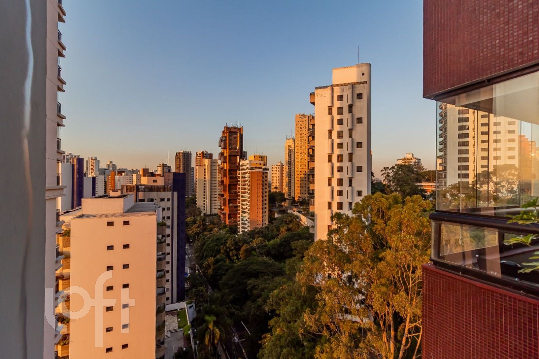 Imagem da propriedade PUab99tv 64