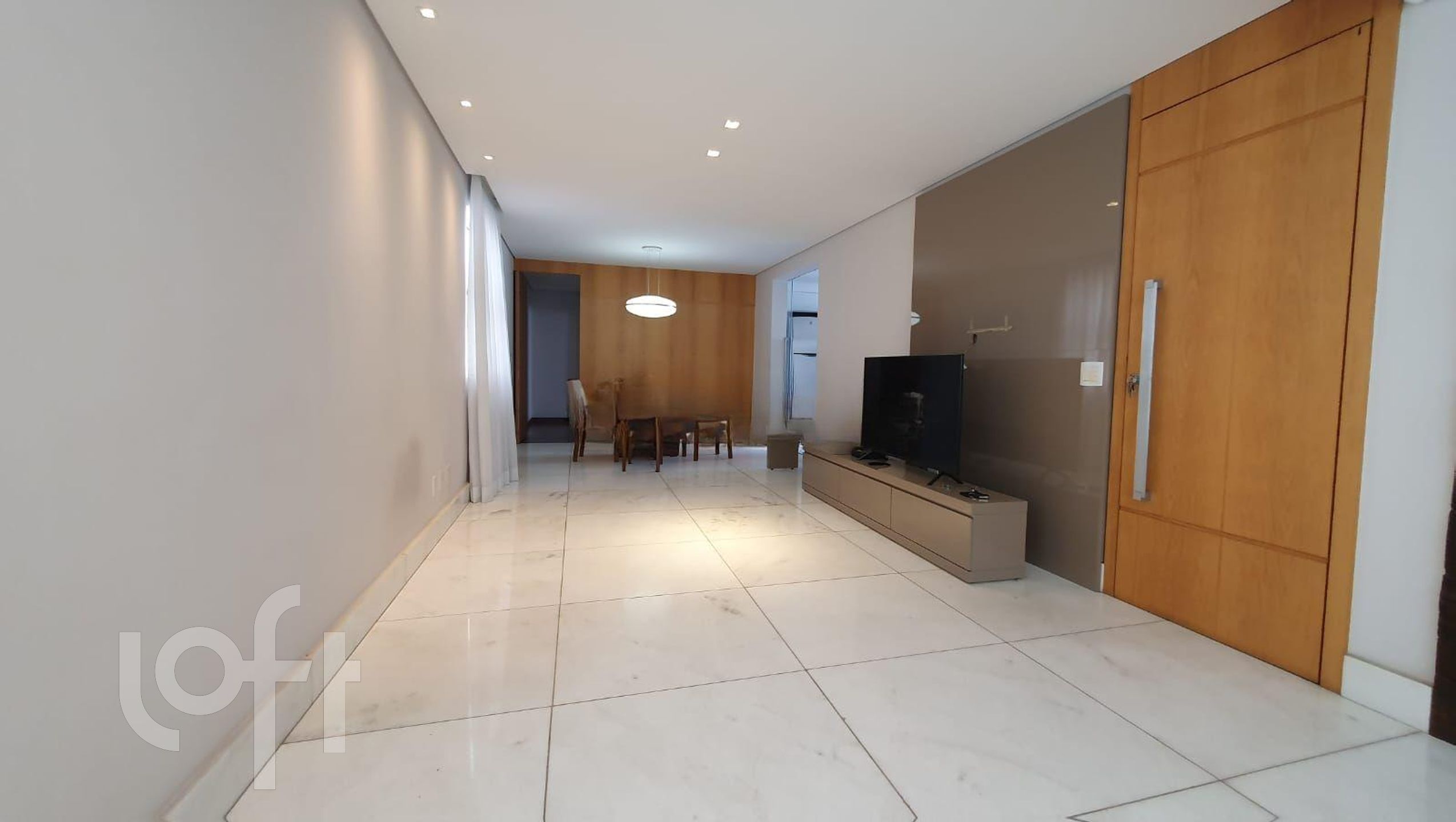 Apartamento à venda com 4 quartos, 162m² - Foto 4