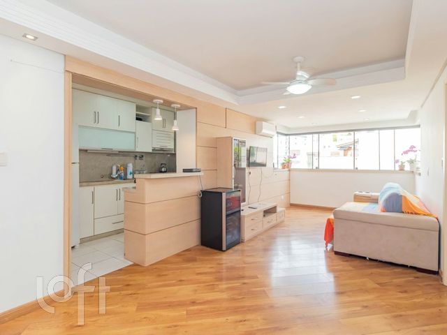 Apartamento com 77m², 2 dormitórios, 1 vaga, Menino Deus em Porto Alegre