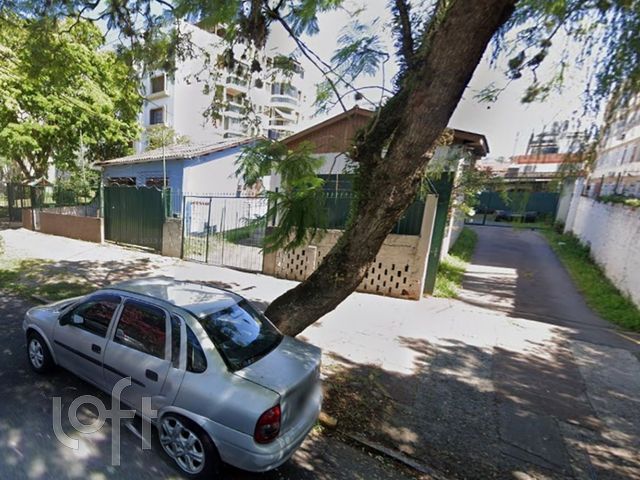 Casa com 1332m², 1 dormitório, Menino Deus em Porto Alegre