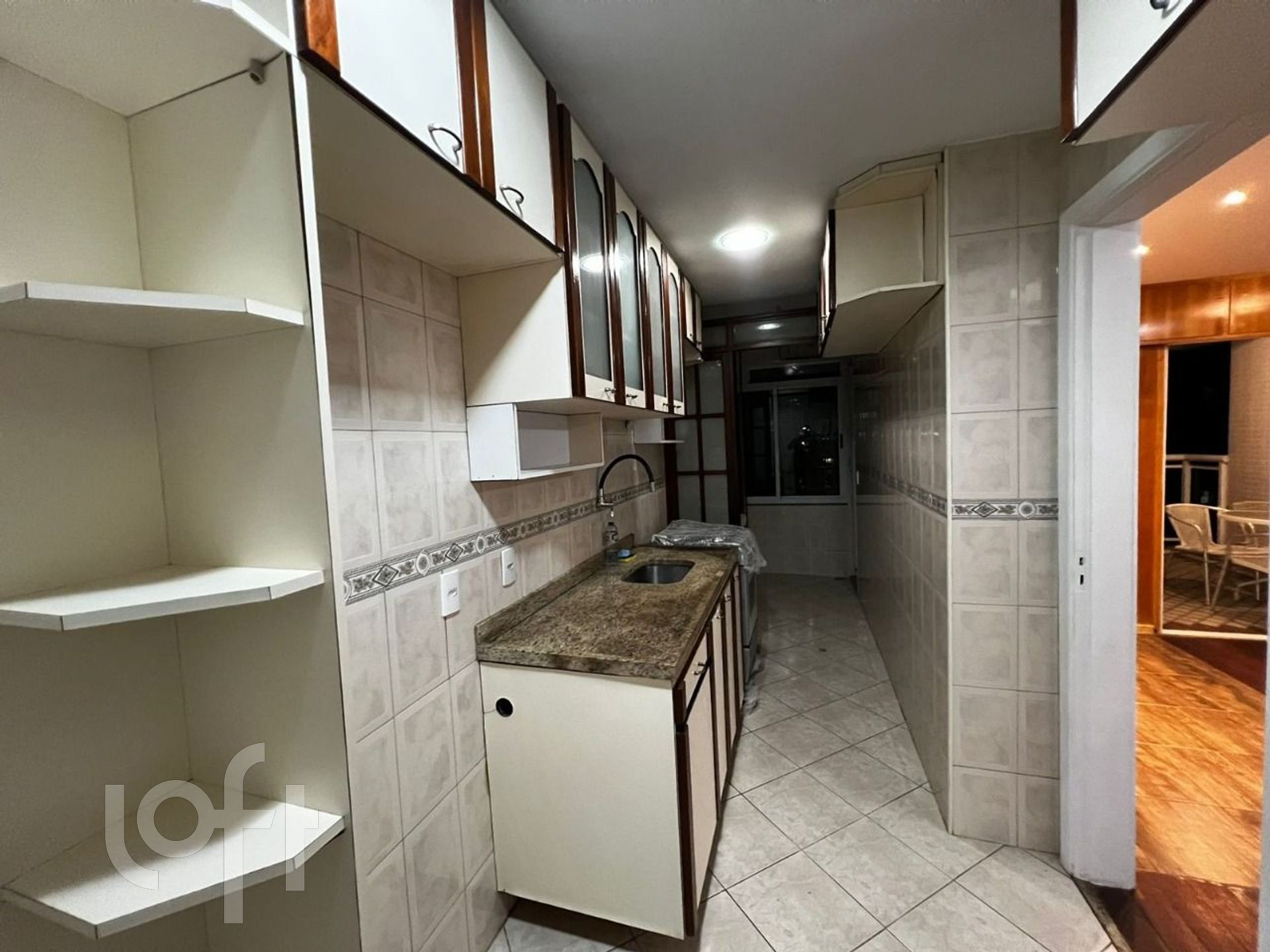 Apartamento à venda com 2 quartos, 81m² - Foto 19