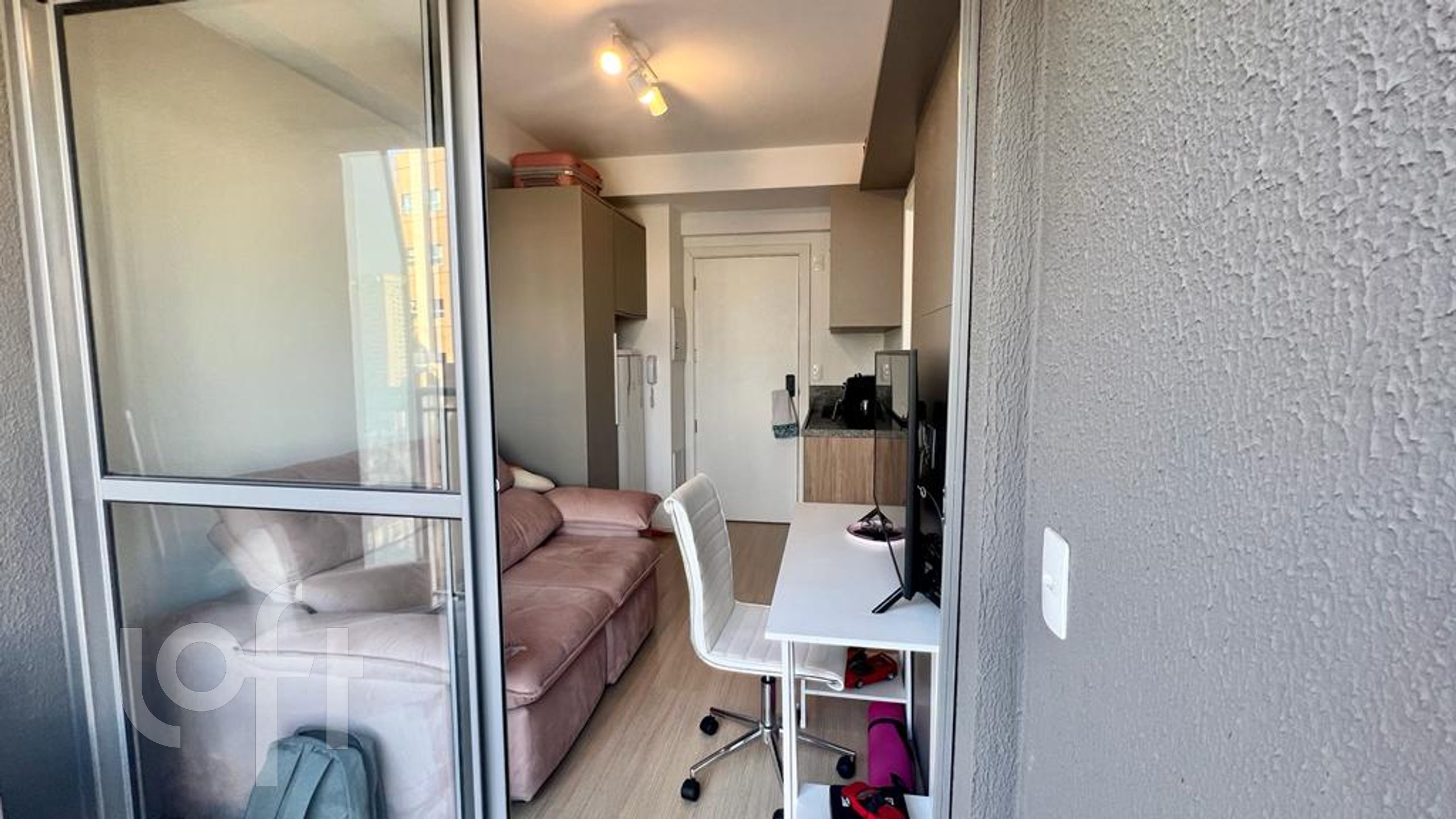 Apartamento à venda com 1 quarto, 27m² - Foto 4