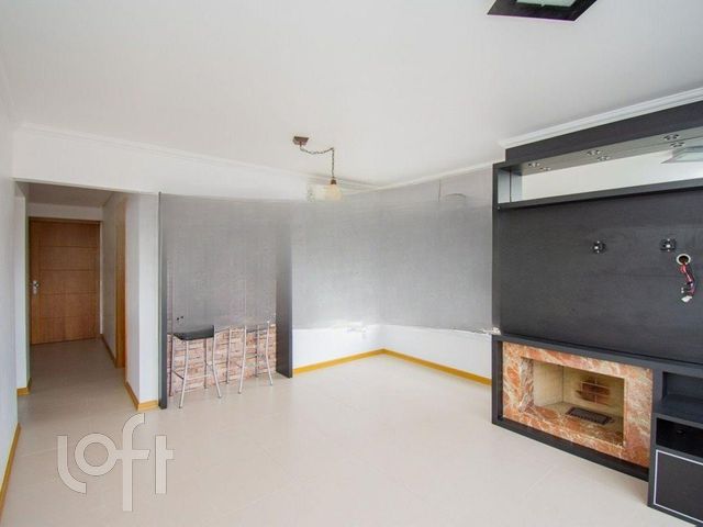 Apartamento com 72m², 2 dormitórios, 1 suíte, 2 vagas, Rio Branco em Porto Alegre